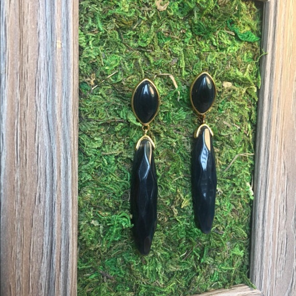 Jewelry - Picture 2 of 2